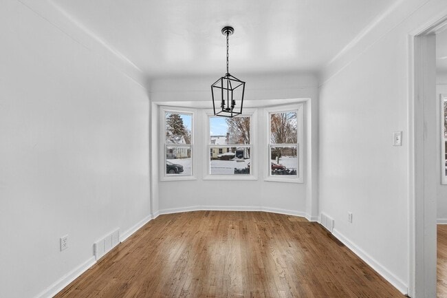 Building Photo - 18525 Westmoreland Rd