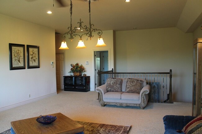 Building Photo - 2922 Ivory Creek