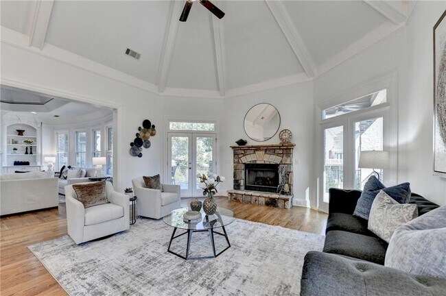 Building Photo - 8330 Royal Melbourne Way