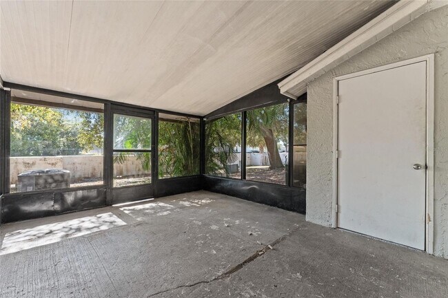 Building Photo - 3108 Windover Ave