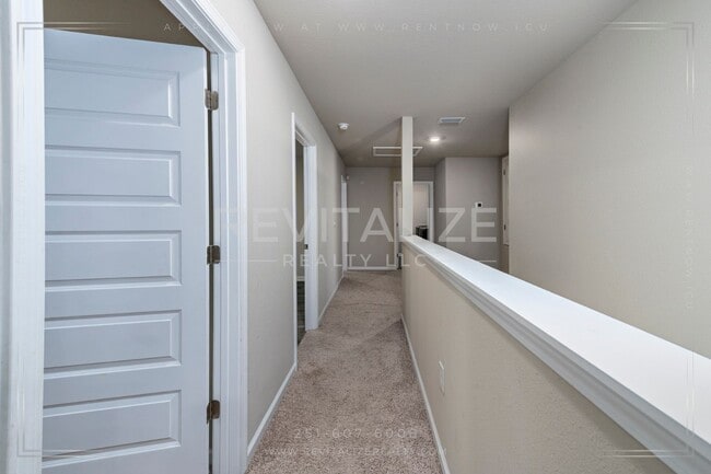 Building Photo - HALF-OFF DEPOSIT SPECIAL! Stunning 2-Story 4 BD 2.5 BA House in Spanish Fort!