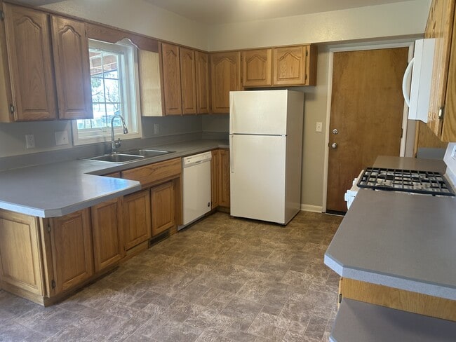 Building Photo - 3326 Winchell Ln