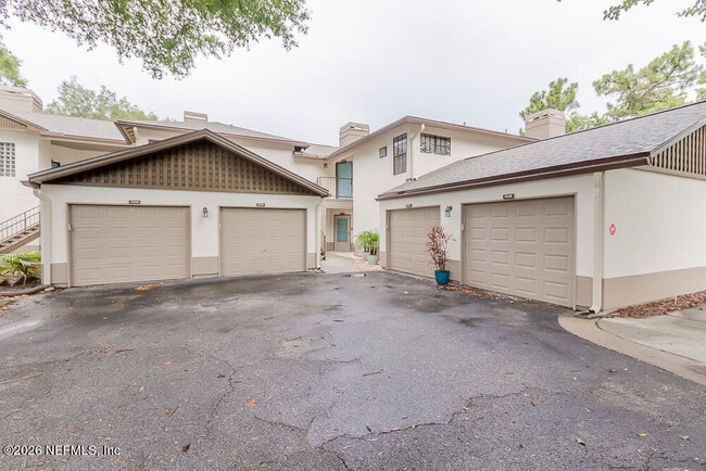 Building Photo - 10150 Belle Rive Blvd