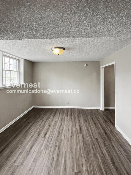 Building Photo - 4274 Sweden Dr