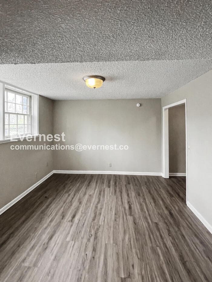 Building Photo - 4274 Sweden Dr
