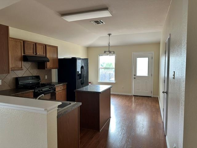 Building Photo - 17829 Violet Ln