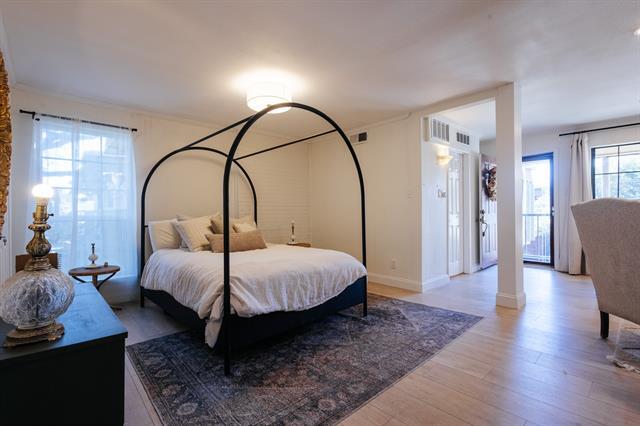 Building Photo - 5916 Birchbrook Dr