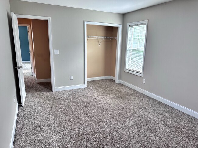 Building Photo - 103 Murifield Dr