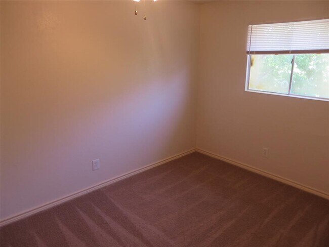 Building Photo - 4511 W Village Ct