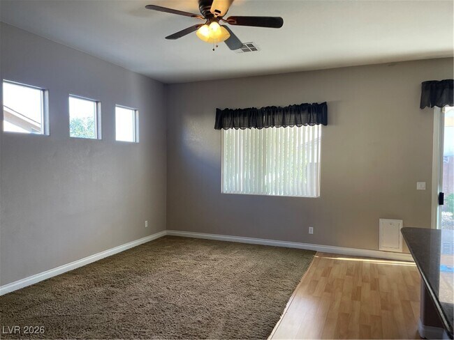 Building Photo - 1028 Plentywood Pl