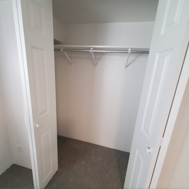 Room 1 - 1242 S Main St