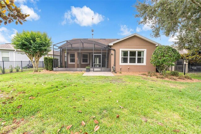 Building Photo - 903 Victoria Hills Dr S