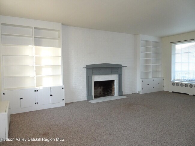 Building Photo - 549 NY-23B