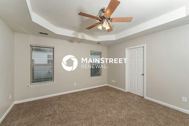 Building Photo - 3 Bedroom Pet-Friendly Home in PELL CITY, AL with Main Street Renewal