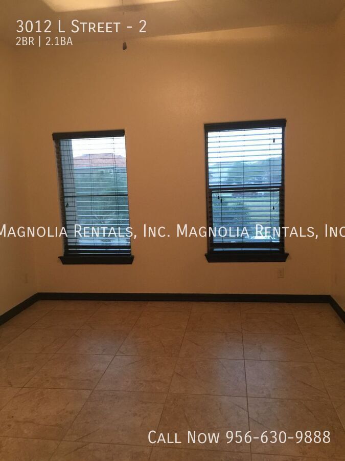 Building Photo - 3012 S L St