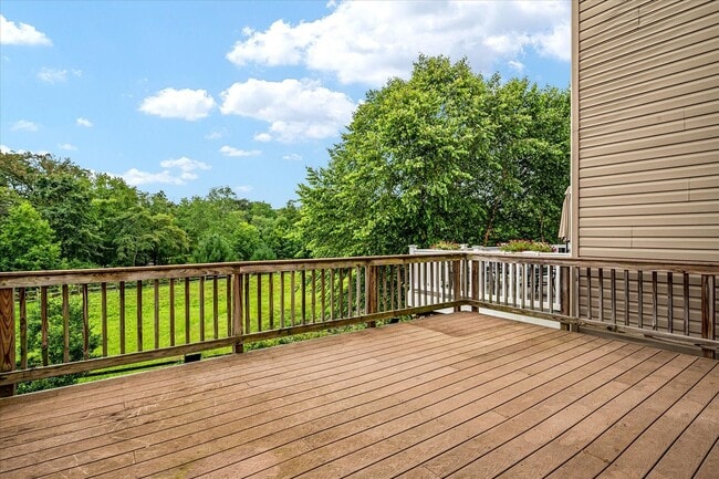 Building Photo - Tanyard Springs Townhome