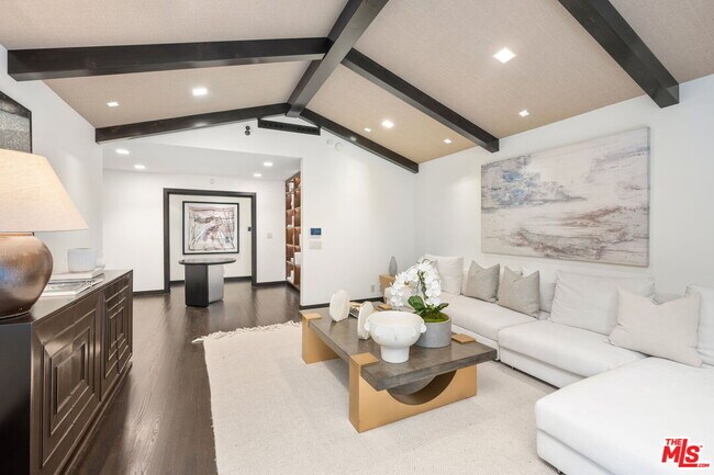 Building Photo - 7692 Woodrow Wilson Dr