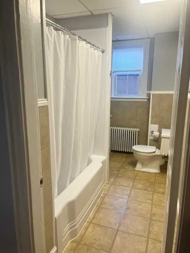 Full bath with a tub & shower - 11 Sherman St