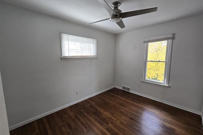 Building Photo - 2130-2132 Washtenaw Ave