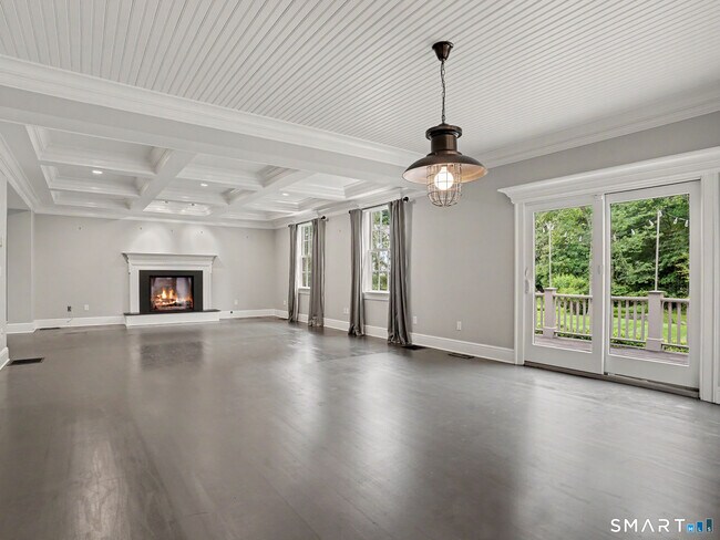 Building Photo - 16 Overbrook Ln
