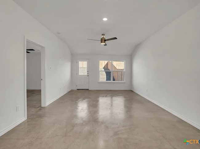 Building Photo - 1210 Concord Dr