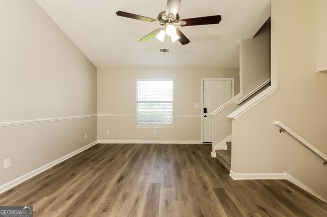 Building Photo - 43 Bridlewood Ct