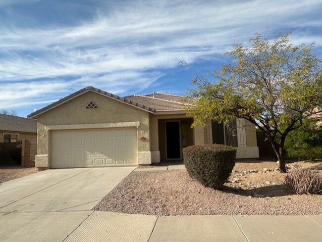 Primary Photo - Single level 4 bedroom home in Chandler, w...