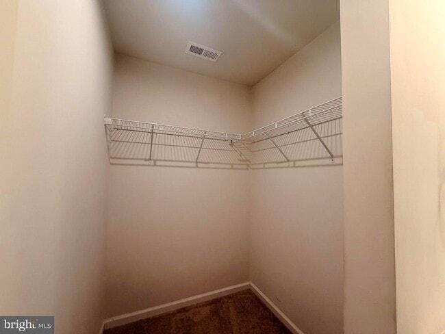 Building Photo - 70 Azalea Cir