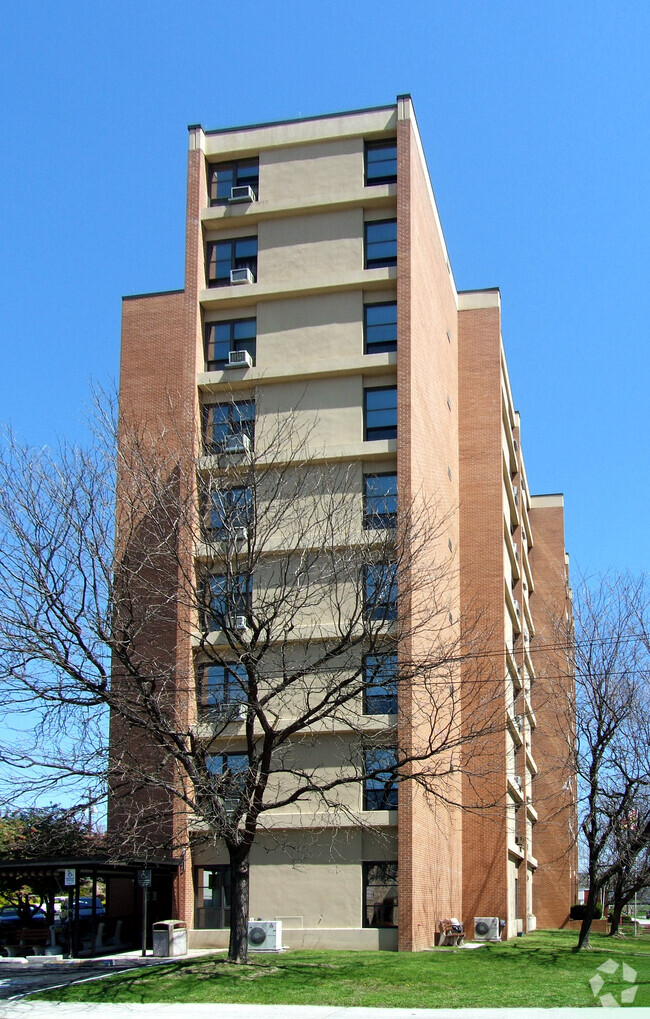 View from the west - Queen City Tower