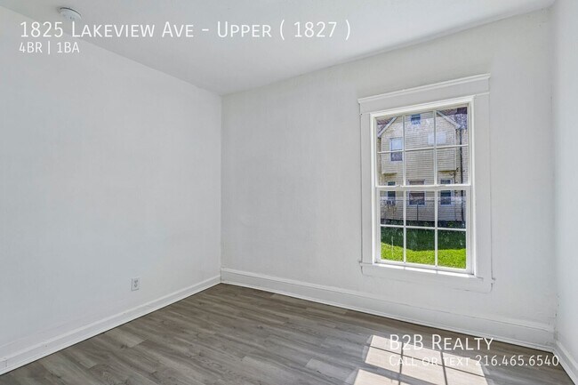Building Photo - 1825 Lakeview Rd