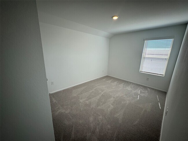 Building Photo - 18635 Gravago Ln