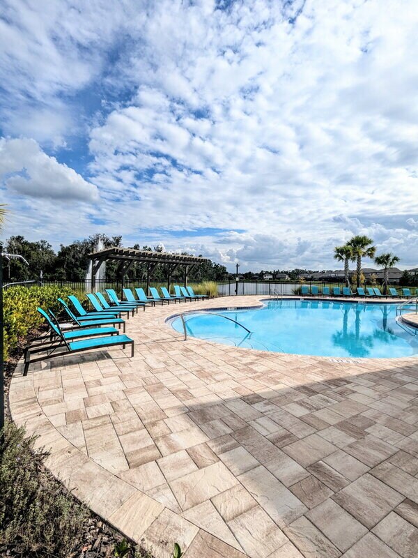 Building Photo - 13089 Oak Hill Way
