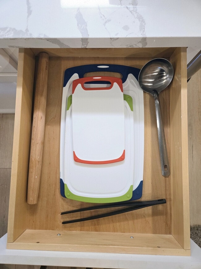 Building Photo - 1059 Gillespie Dr