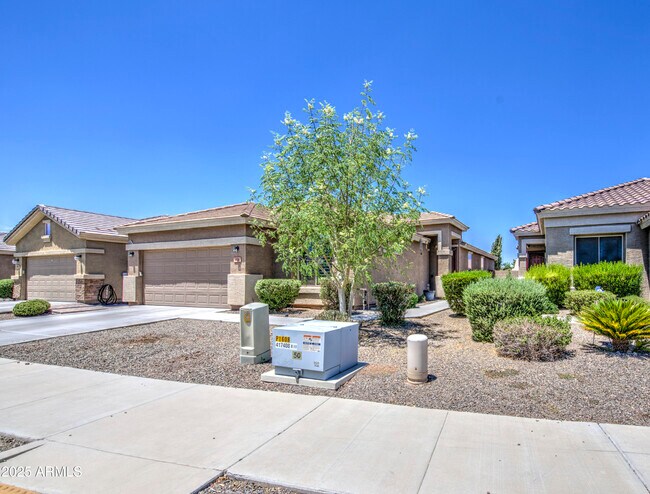 Building Photo - 6826 W Charter Oak Rd