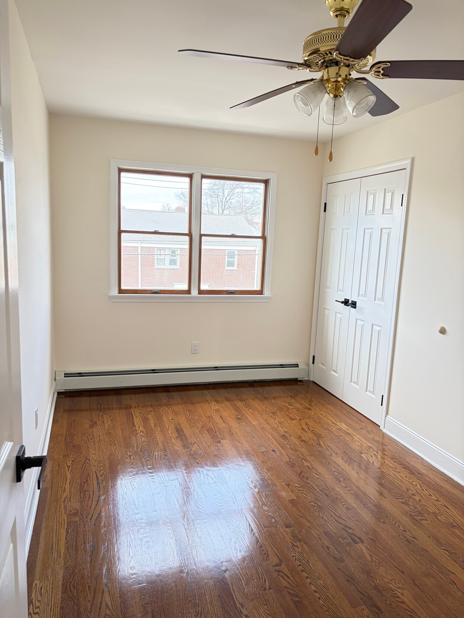 Building Photo - 30 Elm St