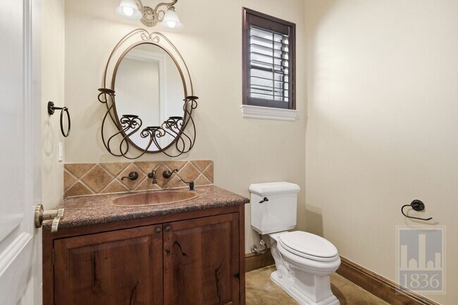 Building Photo - 8205 Asmara Ct