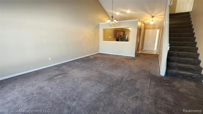 Building Photo - 6146 Lone Oak Cir