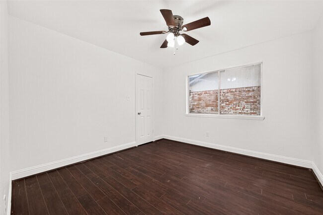 Building Photo - 7214 Addicks Clodine Rd