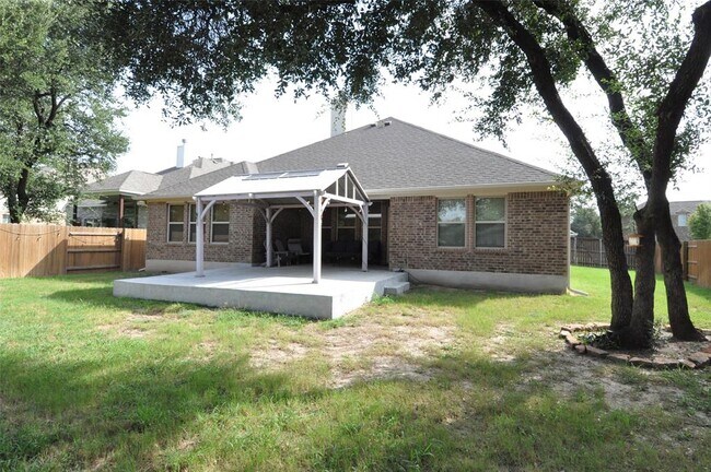 Building Photo - 120 Sail Wind Way