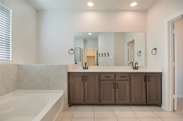 Building Photo - 11609 Alpine Springs Dr