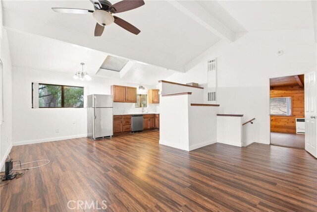 Building Photo - 55305 S Circle Dr