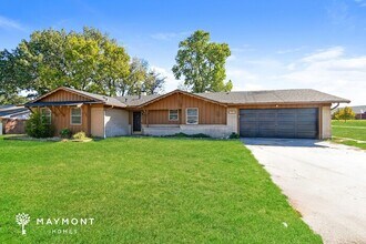 Building Photo - Spacious One-Story Home in Greenville,TX