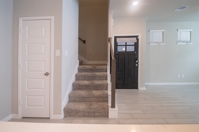 Building Photo - 1523 Parkland Oak Dr