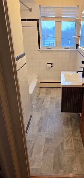 Updated bathroom - 4832 E Trindle Rd