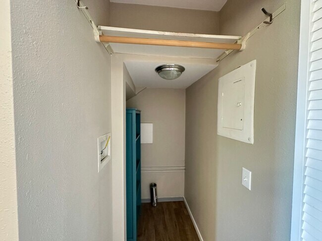 Building Photo - 4038 Mayne Ln