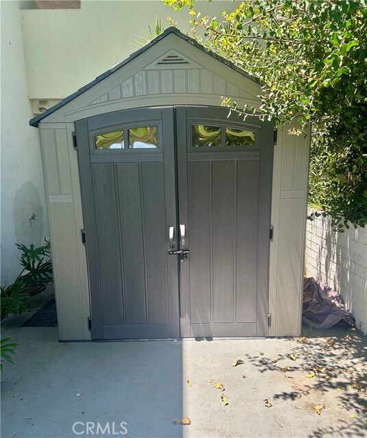 Building Photo - 303 Cazador Ln