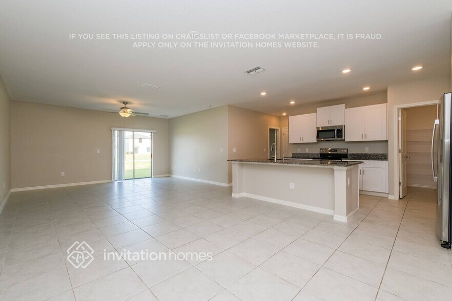 Building Photo - 11181 Riley Pines Cir