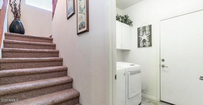 Building Photo - 4690 S Twinleaf Dr