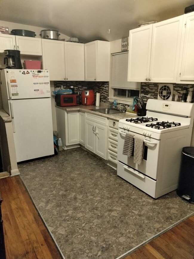 Building Photo - 3-bedroom, 1-bath single-family home in Aberdeen, MD.