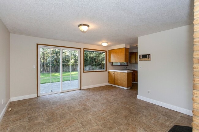 Building Photo - Available Beautiful Single-Level Home with...
